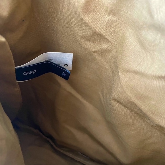 GAP Women’s Oversized Gold/Bronze Sequin Sparkle Clutch with wrist strap - Picture 5 of 5